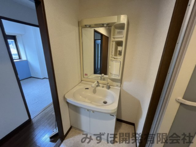 山形市松波4丁目5-1-302号室　ネオハイツ県庁南の独立洗面台