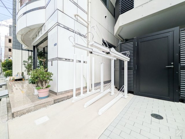 Ｖ－ｓｔｙｌｅ入谷のバルコニー