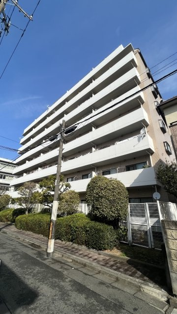 ダイヤモンドメゾン平井の外観