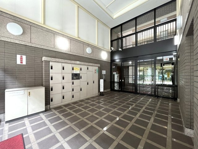 ネオマイムセンタースクエアのエントランス