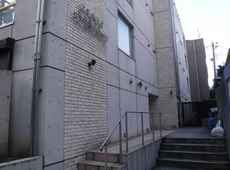 ZESTY駒沢大学Ⅱ　駅近　ネット無料　礼金0のエントランス