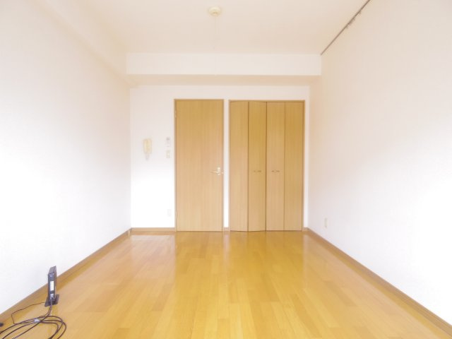 清瀬市松山２丁目の賃貸マンションの洋室