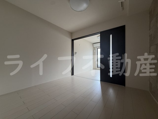 フジパレス駒林Ⅱの居間・リビング