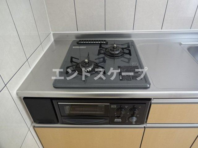 ル・ココン富士のキッチン|グリル付コンロ
高崎、前橋のお部屋探しはエンドスケープまで！お客様の理想お聞かせ下さい♪