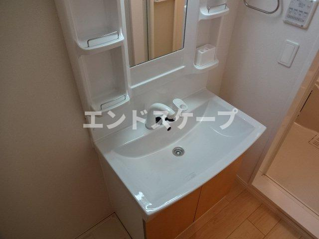ル・ココン富士の洗面所|洗髪洗面化粧台
高崎、前橋のお部屋探しはエンドスケープまで！お客様の理想お聞かせ下さい♪