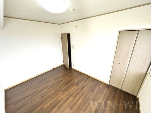 セジュールスールの寝室