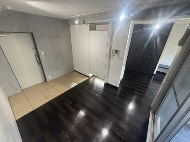 H's flatsのロビー