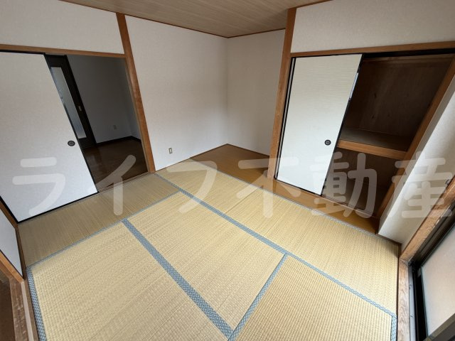 プラムハイツ2号棟の和室|和室です