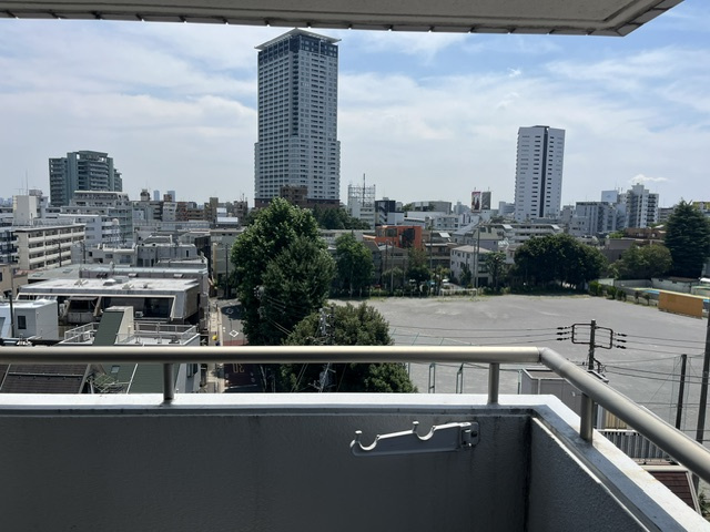 ヒルズ駒場東大前の展望