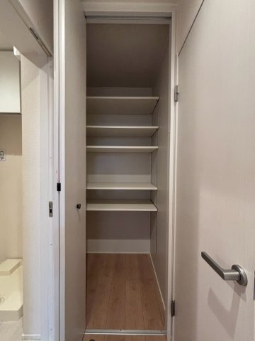 ラシーネ本陣　名古屋市賃貸　仲介手数料無料の収納