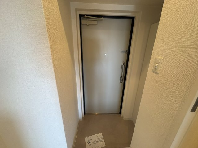 Lexella西吹田の玄関