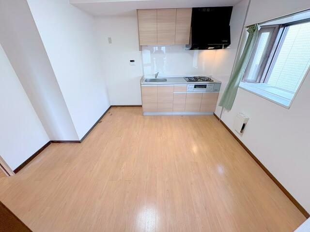 新潮通り一番館の洋室