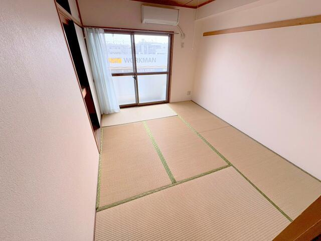 新潮通り一番館の和室