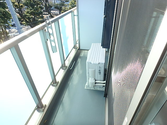 葛飾区亀有１丁目の賃貸マンションのバルコニー
