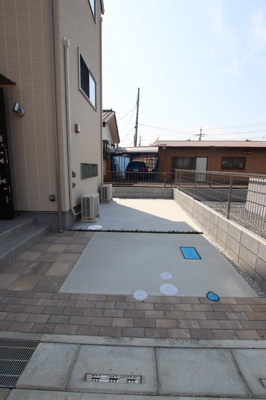 駐車場　詳細要確認