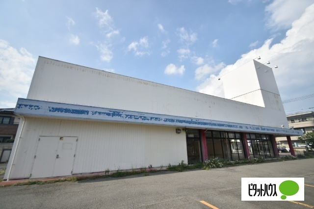 桐生市相生町貸店舗の外観