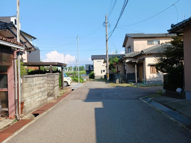 金沢市粟崎町ホ79番8、79番11の周辺