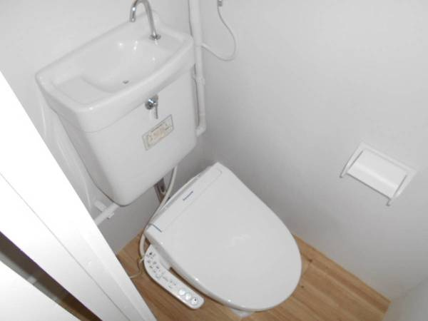 ビレッジハウス大庭2号棟のトイレ|ビレッジハウスの同一物件・同一タイプの間取りの写真です