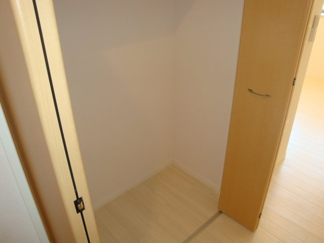 カーサ　デル　アクイラ（Ｃａｓａ　ｄｅｌ　Ａｑｕｉｌａ）の収納|クローゼット