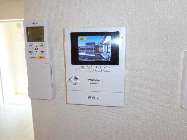 ボンヌール川上の内装|カメラ付インターホン