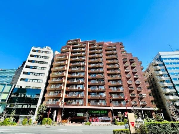 朝日九段マンションの外観