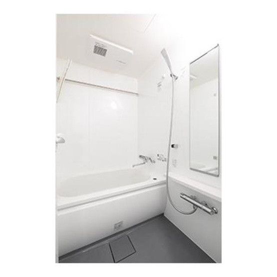 【浴室】 | リバー＆タワー | ※写真は同タイプ住戸です。