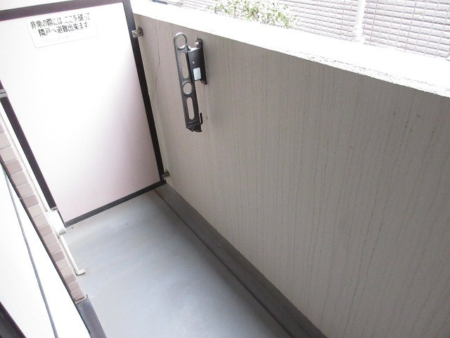 ライオンズマンション渋谷本町の玄関