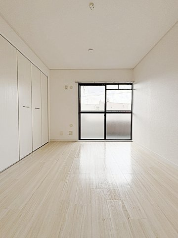 グリーンヒルズ浅井の洋室