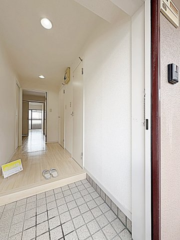グリーンヒルズ浅井の玄関