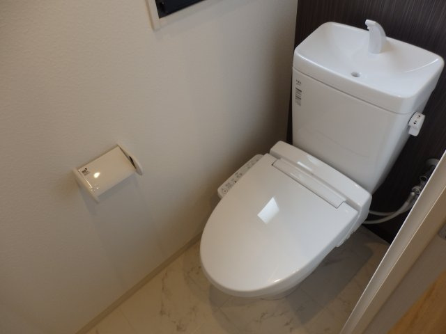 アーバンライフ名駅ウエストのトイレ|清潔感のあるトイレです