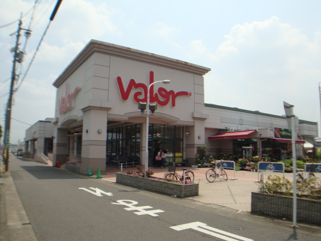 ファミーユ白山の周辺|バロー高蔵寺店まで696ｍ