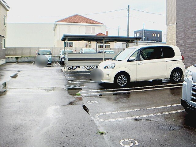 プレミアⅡの駐車場