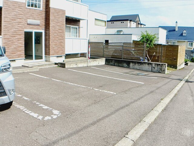 パークサイドコートの駐車場