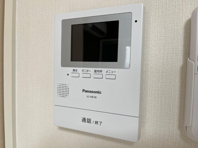 メゾン　リ・イルⅡの内装|カメラ付インターホン