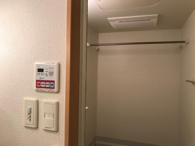 エスプラネードの設備|浴室乾燥機