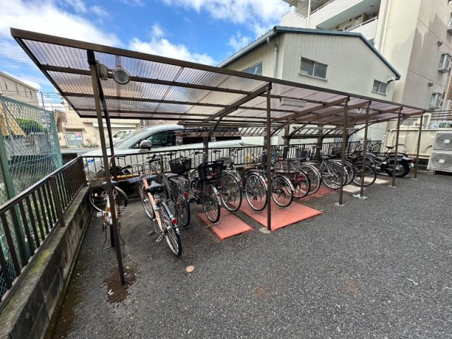 カームネスハイツのその他