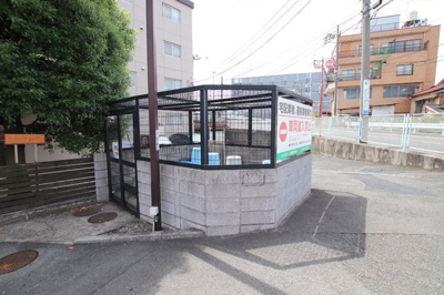 敷地内ゴミ置場