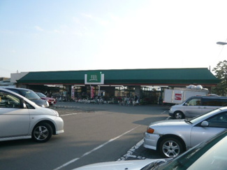 ＦＵＪＩ鶴嶺店まで650m