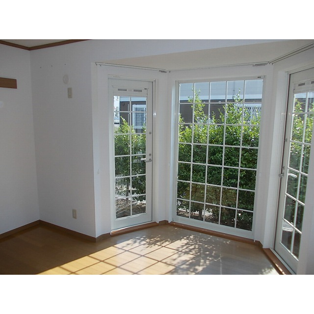 ドリームハウスの居間・リビング