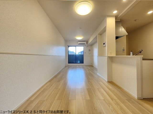 サンライズ久沢の居間・リビング