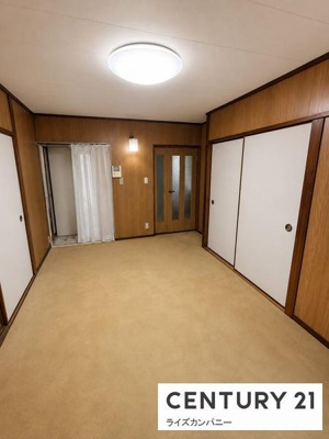 【居間・リビング】 | 泉北茶山台第一次住宅 6号棟 | 家具消しアプリで画像編集済み