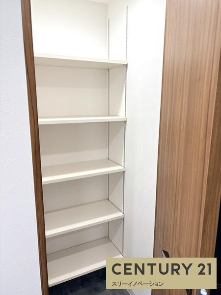 ファーストフィオーレ大正リエートの収納