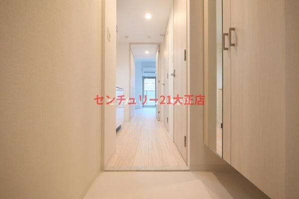 エスリード弁天町桜通レジデンスの玄関
