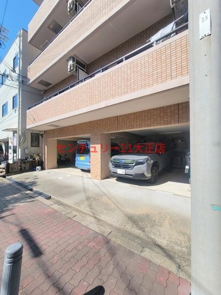 チェリーブロッサム弁天の駐車場