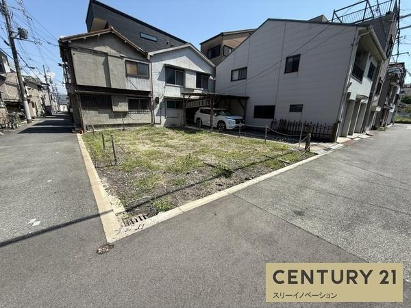 八幡屋4丁目新築戸建　の前面道路含む現地写真