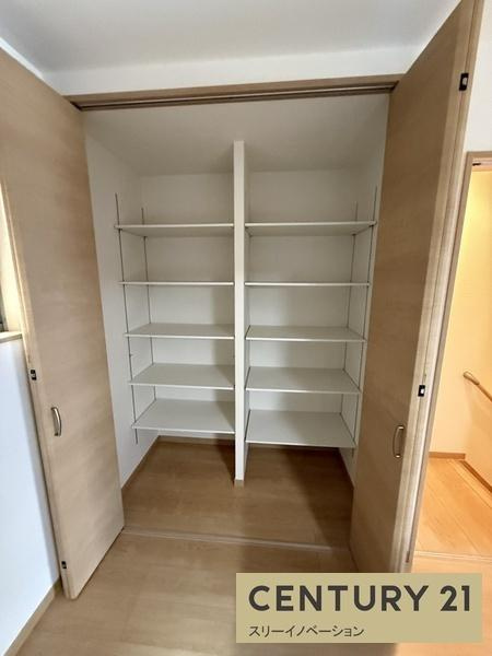 西九条4丁目中古戸建の収納