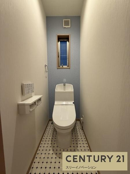西九条4丁目中古戸建のトイレ