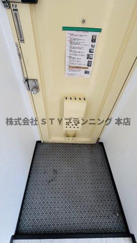 仲介手数料0円！ミネマンションの玄関