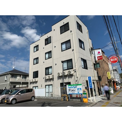 メゾンリリーの外観