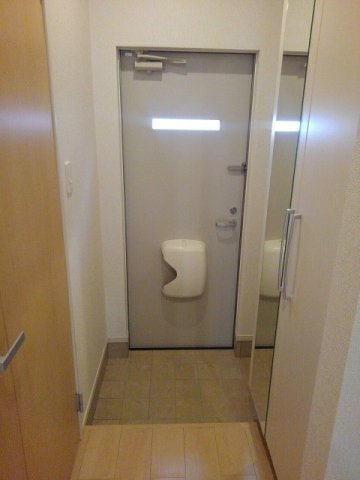 ＮＥＯエレガンスの玄関